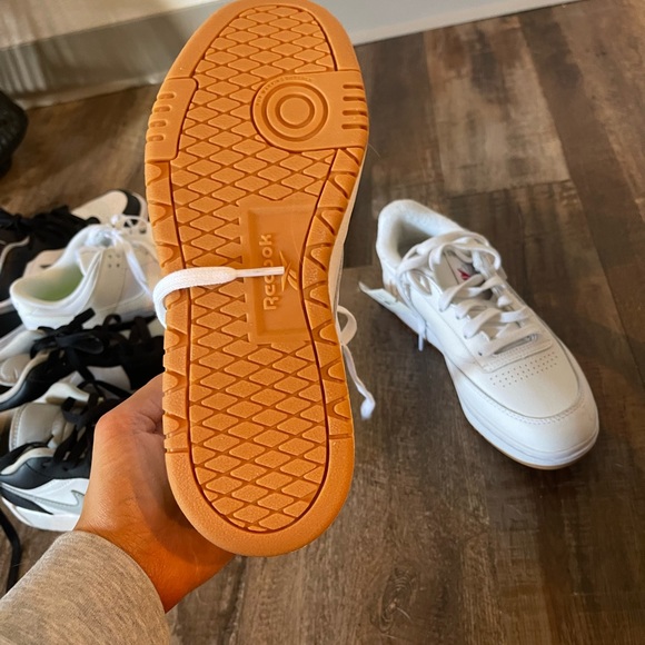 NWT Platform Reeboks - Picture 3 of 3